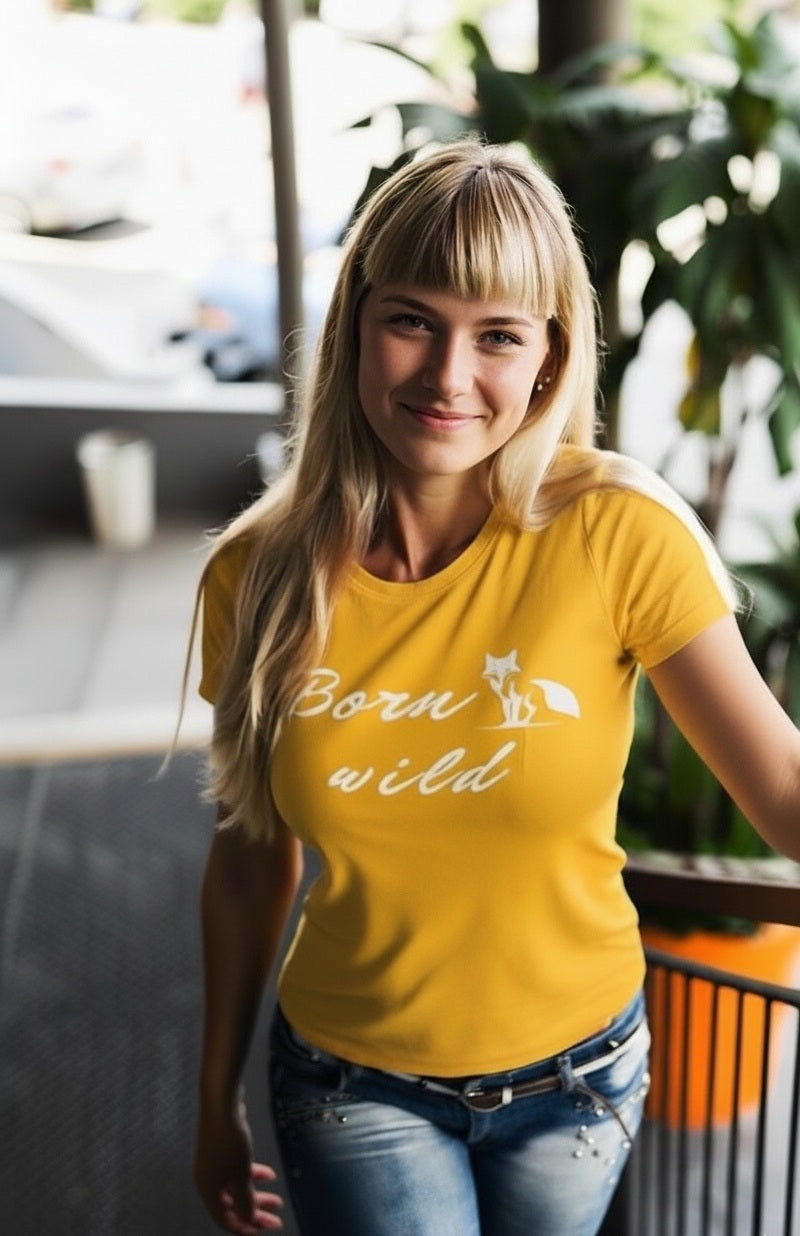 Camiseta "Born Wild", colores oscuros para ella